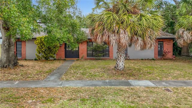 745 48TH AVENUE N, St Petersburg, FL 33703