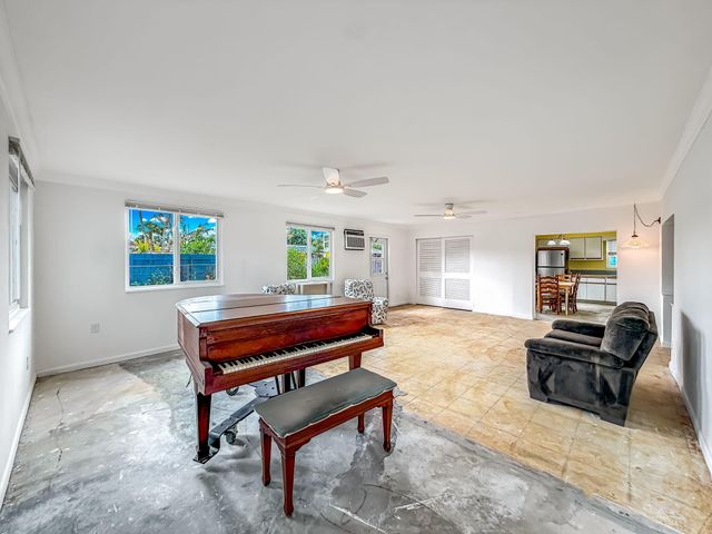 691 Snead Circle, West Palm Beach, FL 33413