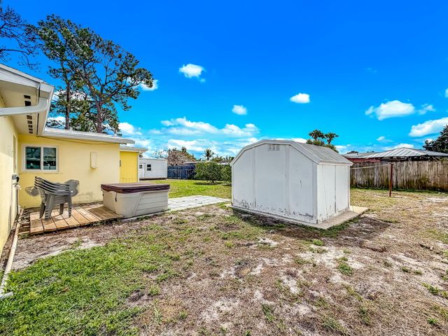 691 Snead Circle, West Palm Beach, FL 33413