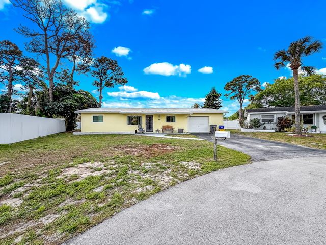 691 Snead Circle, West Palm Beach, FL 33413