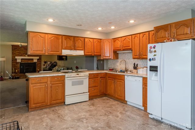 3653 Knollwood Drive, Beavercreek, OH 45432