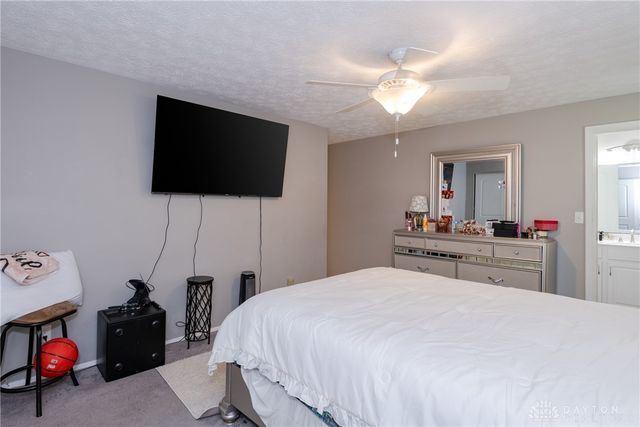 3653 Knollwood Drive, Beavercreek, OH 45432