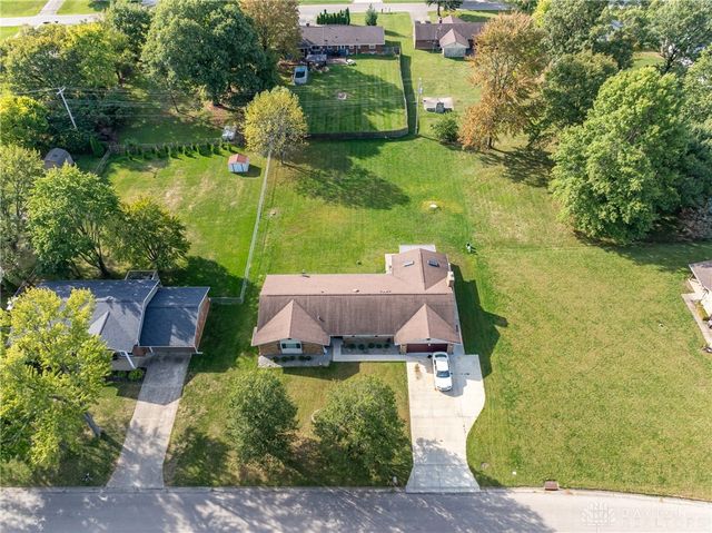 3653 Knollwood Drive, Beavercreek, OH 45432