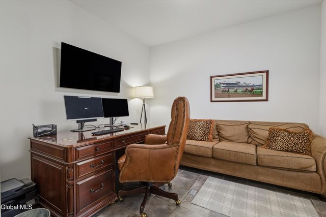 15 Thoroughbred Drive, Saratoga Springs, NY 12866