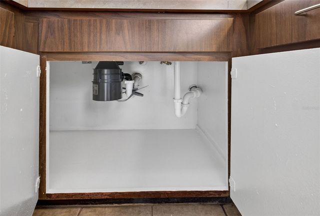 4915 BILLY DIRECT LANE, Lutz, FL 33559