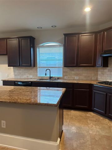13915 Sawmill Run Lane, Houston, TX 77044