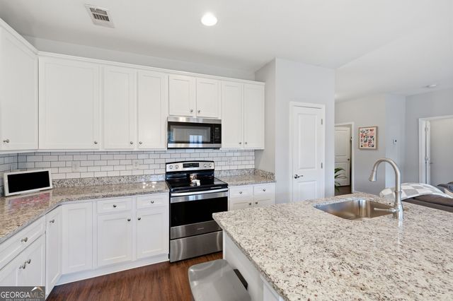 385 Highland Pointe Drive, Alto, GA 30510