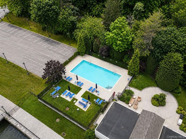 1 Scarsdale Road 409, Tuckahoe, NY 10707