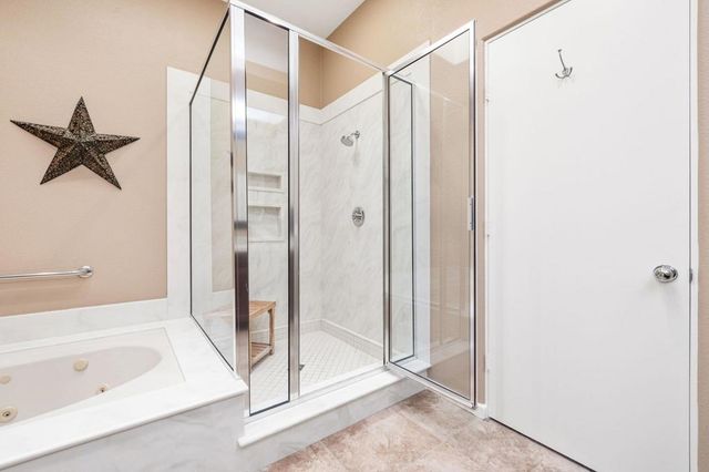 422 Desert Holly Drive, Palm Desert, CA 92211