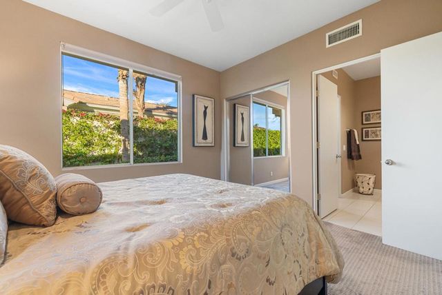 422 Desert Holly Drive, Palm Desert, CA 92211