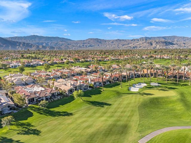 422 Desert Holly Drive, Palm Desert, CA 92211