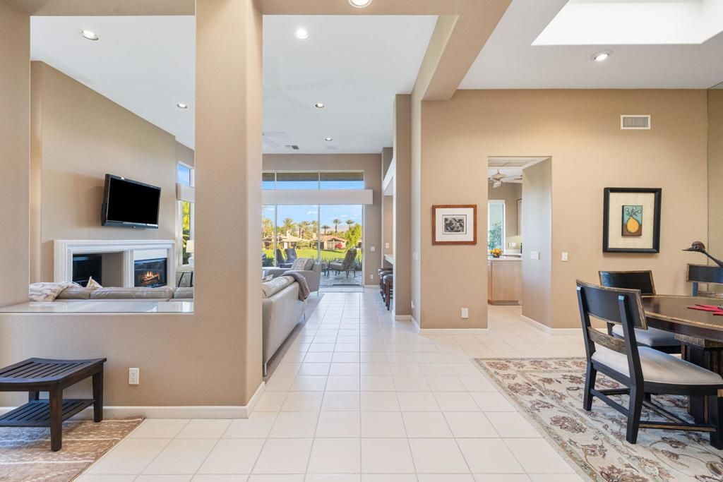 Image 13 of property listing at 422 Desert Holly Drive, Palm Desert, CA 92211