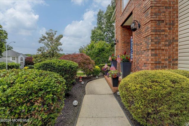 7 Cecilia Court, Howell, NJ 07731