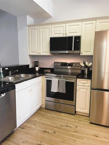 3506 54TH DRIVE W 204, Bradenton, FL 34210