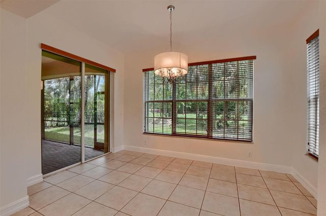 8290 NW 105th Ln, Parkland, FL 33076