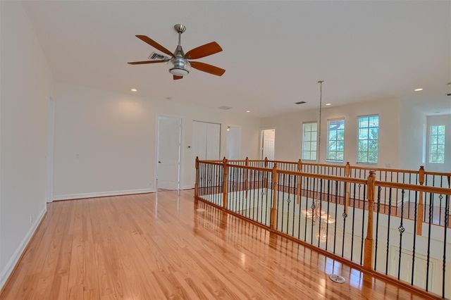 8290 NW 105th Ln, Parkland, FL 33076