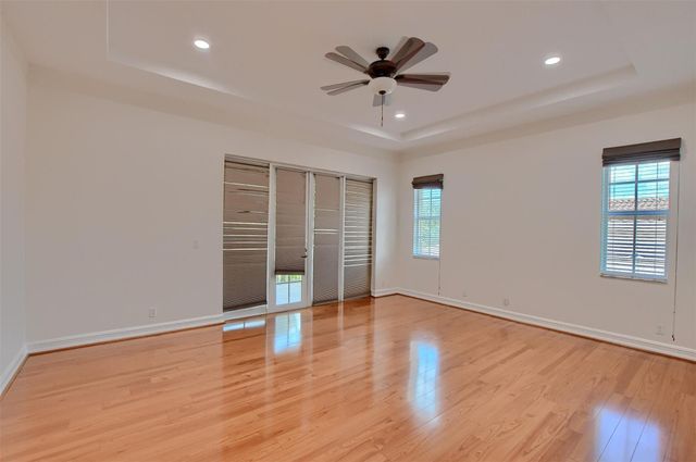 8290 NW 105th Ln, Parkland, FL 33076