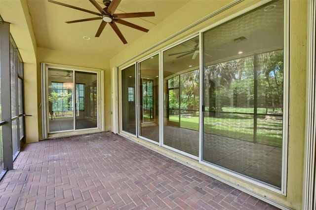 8290 NW 105th Ln, Parkland, FL 33076