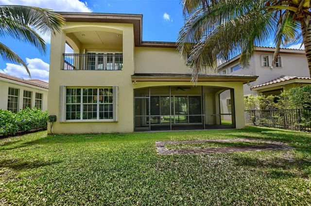 8290 NW 105th Ln, Parkland, FL 33076