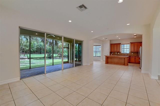 8290 NW 105th Ln, Parkland, FL 33076