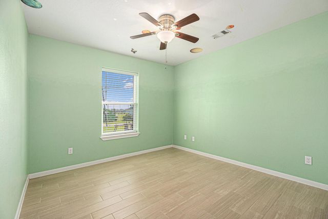 4207 Reeves Drive, Galveston, TX 77554