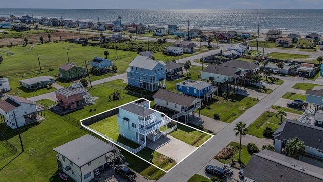 4207 Reeves Drive, Galveston, TX 77554