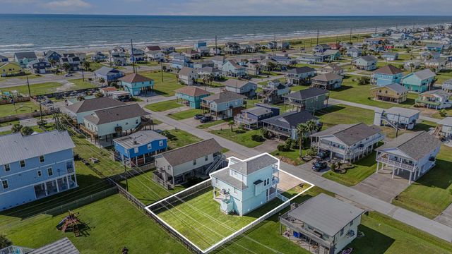 4207 Reeves Drive, Galveston, TX 77554