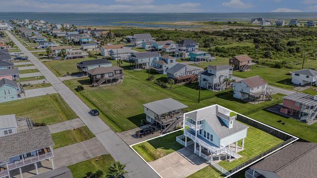 4207 Reeves Drive, Galveston, TX 77554