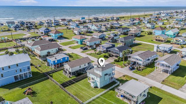 4207 Reeves Drive, Galveston, TX 77554