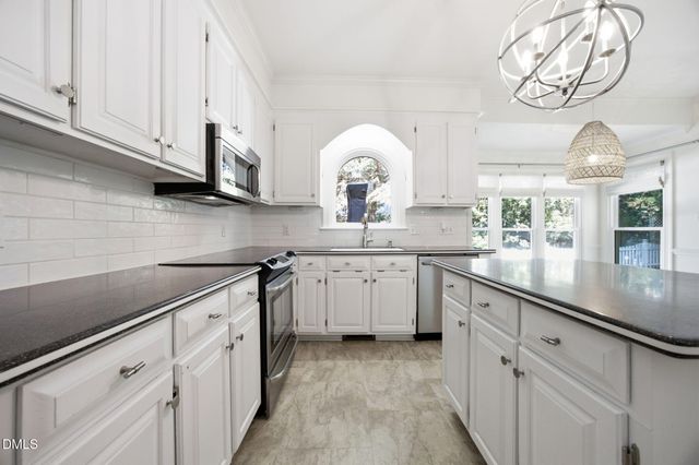 8705 Chatterleigh Circle, Raleigh, NC 27615