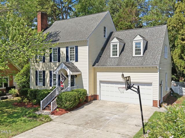8705 Chatterleigh Circle, Raleigh, NC 27615