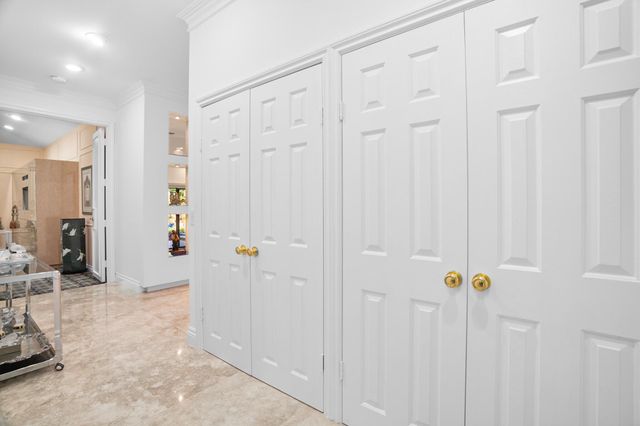 21258 Greenwood Court, Boca Raton, FL 33433