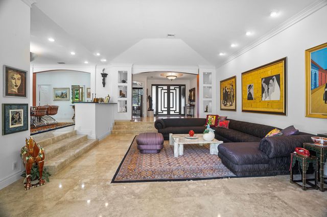 21258 Greenwood Court, Boca Raton, FL 33433