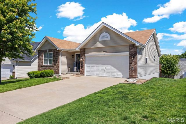 5531 Emerald Ridge Drive, Cottleville, MO 63304