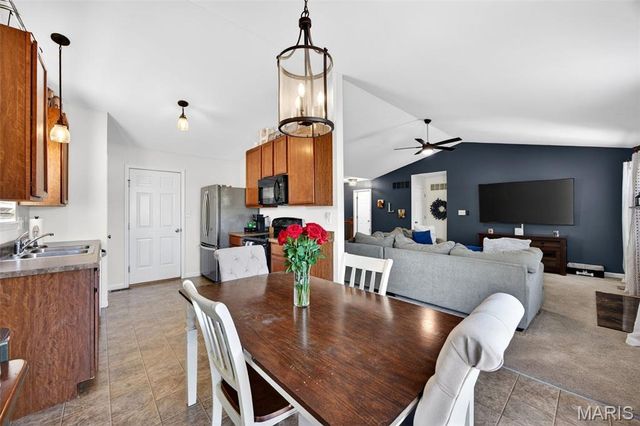 5531 Emerald Ridge Drive, Cottleville, MO 63304