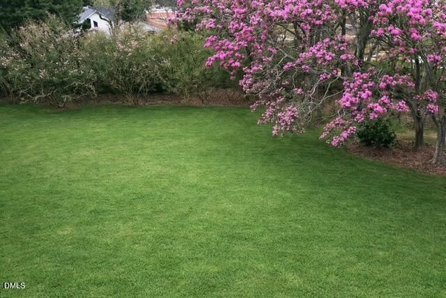 125 Riding Ridge Road, Fuquay Varina, NC 27526