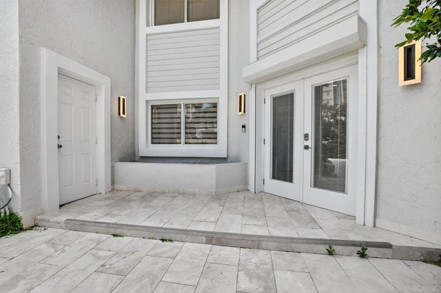 1119 Russell Dr, Highland Beach, FL 33487