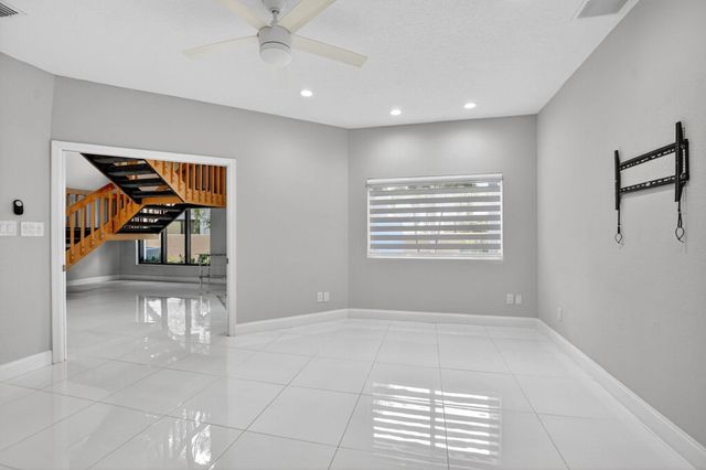 1119 Russell Dr, Highland Beach, FL 33487