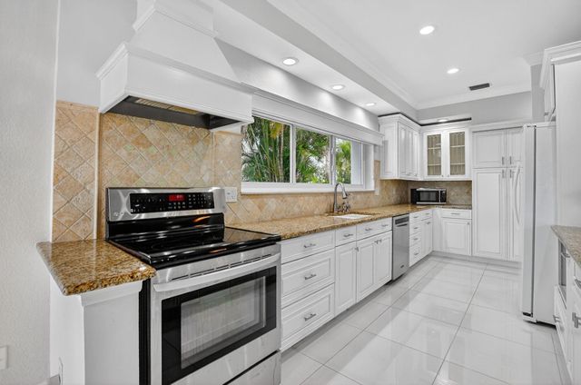 1119 Russell Dr, Highland Beach, FL 33487