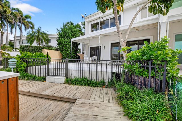 1119 Russell Dr, Highland Beach, FL 33487