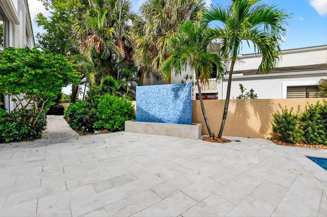 1119 Russell Dr, Highland Beach, FL 33487