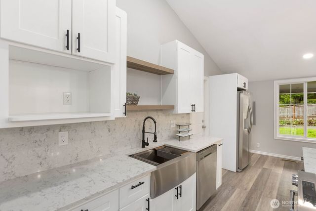 4110 152nd Street SW, Lynnwood, WA 98087