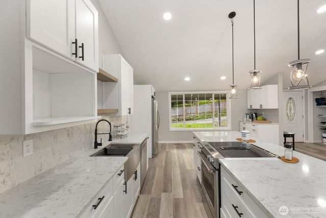 4110 152nd Street SW, Lynnwood, WA 98087