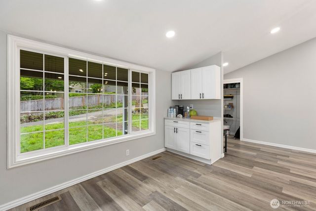 4110 152nd Street SW, Lynnwood, WA 98087
