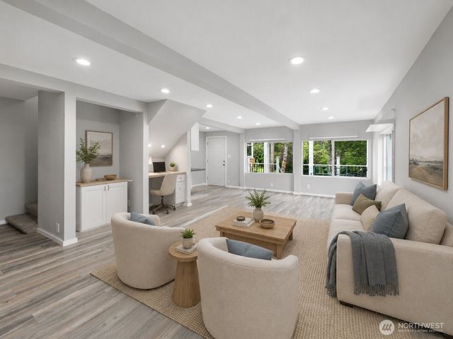 4110 152nd Street SW, Lynnwood, WA 98087