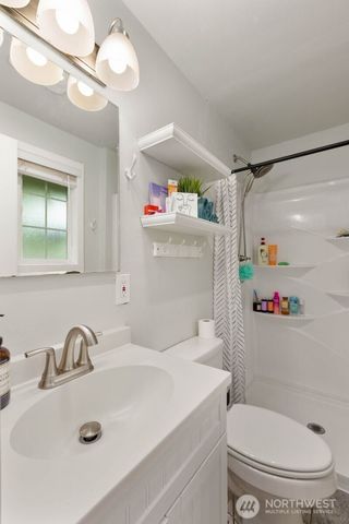 4110 152nd Street SW, Lynnwood, WA 98087