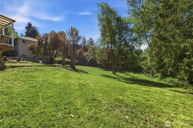 4110 152nd Street SW, Lynnwood, WA 98087