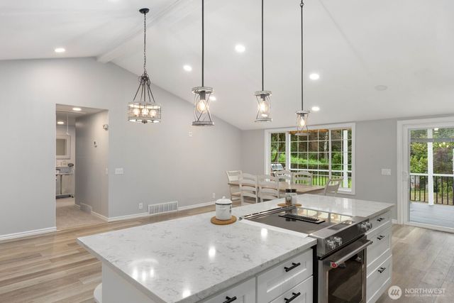 4110 152nd Street SW, Lynnwood, WA 98087