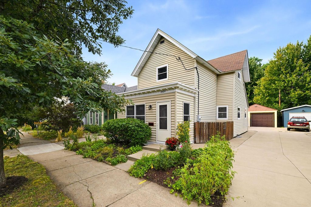 2924 E 25th Street, Minneapolis, MN 55406 — exterior