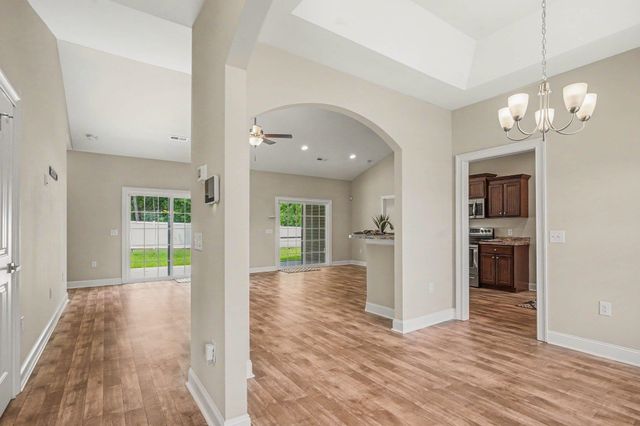 168 Baylee Circle, Galivants Ferry, SC 29544